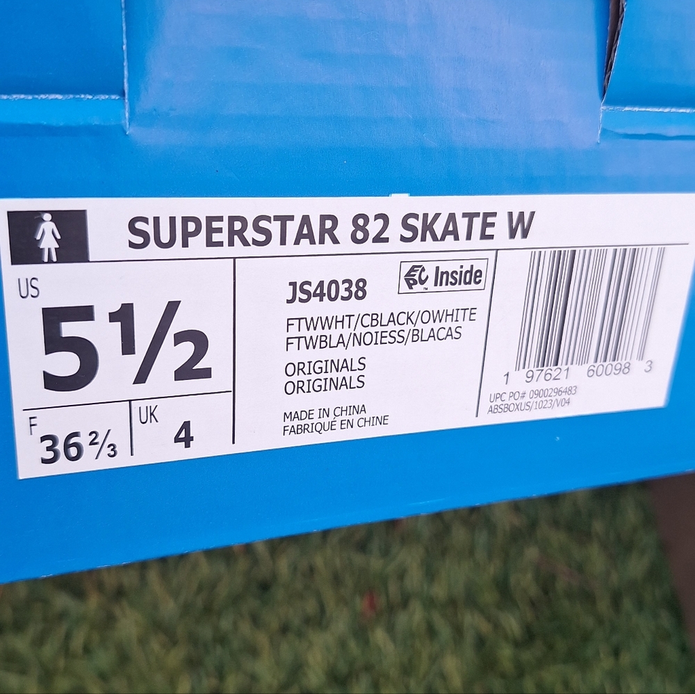 NWT Adidas Superstar 82 W White and Black Womens High-Top Sneaker Skates 5 1/2 - Picture 4 of 10